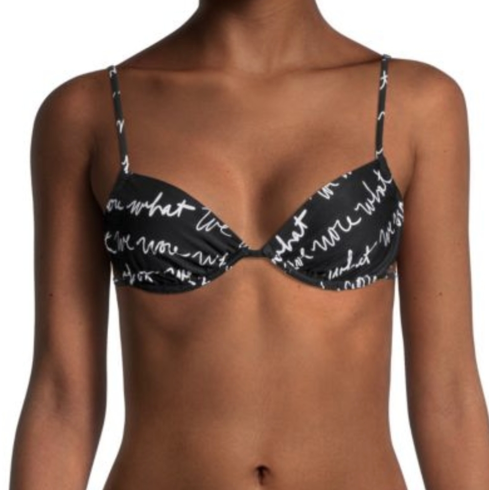 WEWOREWHAT LOGO UNDERWIRE BIKINI TOP SIZE XS NWT 💖
